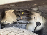 お車を安心してお乗りいただく為には、足回りの定期点検が欠かせません。サービスサポート(有償保証)では無料点検もご提供しており、安心のカーライフをお過ごしいただけるサポート体制が整っています。