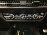 Wエアコン付きです!運転席・助手席それぞれ快適な車内でお過ごしいただけます。寒い時期には嬉しいシートヒーター付きです!