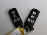 他にお好みのアルミホイールやエアロパーツやナビや革調シートカバーやフリップダウンモニターなどの取り付けもお気軽にご相談ください。ガラスポリマー3万〜承ります。