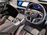 ☆センターパネルを運転席側に僅かに傾けたBMW独特のインパネ☆【駆け抜ける歓び】はここからもスタートしております☆