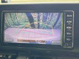 【バックカメラ】駐車時に後方がリアルタイム映像で確認できます。大型商業施設や立体駐車場での駐車時や、夜間のバック時に大活躍!運転スキルに関わらず、今や必須となった装備のひとつです!