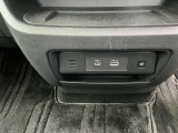 置くだけ便利なワイヤレスモバイル充電器♪