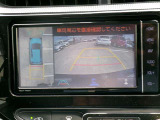 全周囲モニター付きですので、上から見たような映像も確認できます。(補助装置になりますので、目視でもご確認ください)