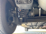 お車を安心してお乗りいただく為には、足回りの定期点検が欠かせません。サービスサポート(有償保証)では無料点検もご提供しており、安心のカーライフをお過ごしいただけるサポート体制が整っています。