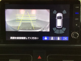 バックでの車庫入れも安心です! リアカメラが付いているバックモニター付のナビを装備しております。バンパーについているソナーや、操作線もついており距離感も画面から確認できます。