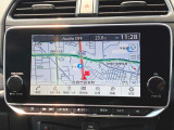 EV専用の9インチ大画面NissanConnectナビゲーション!自動地図更新や最新の充電スポットを表示(別途有料契約が必要になります)。「docomo in Car Connect(有料)」申込みで車内が使い放題Wi-Fiスポットに!