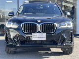 また、BMW正規認定中古車は、エマージェンシーサービスが自動付帯。24時間365日、皆様のカーライフをサポート致します。確かな安心のうえで、「駆けぬける歓び」をご堪能ください。