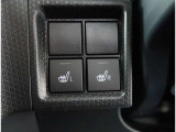 【シートヒーター】寒い日の運転など冷えやすい脚部を快適に温めてくれる。嬉しい機能♪