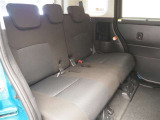 ゆとりある広々とした車内空間は、ドライブを始め買い物やレジャーなど、幅広く活躍します。一人でもみんなとでもお出かけを楽しみましょう!