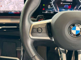 BMWを熟知したメカニックによる、360度の納車前点検。ドイツ本国と同様の教育・訓練を受けたメカニックが徹底的に点検、整備した後にお客様にお引渡しします。