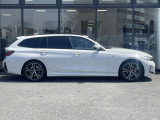 BMWを熟知したメカニックによる、360度の納車前点検。ドイツ本国と同様の教育・訓練を受けたメカニックが徹底的に点検、整備した後にお客様にお引渡しします。