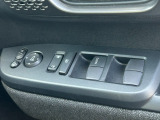 運転席窓操作部スイッチの画像です。