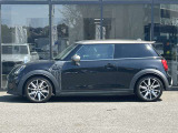 国道246号線沿い、南町田グランベリーパーク駅すぐ。MINI NEXT 東名横浜/〒194-0004 東京都町田市鶴間5-18-1