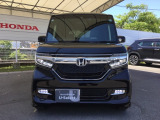 お客様に安全で快適なカーライフをお送りいただくために、中古車にも高いレベルの品質基準を設け、その基準に従って、全ての中古車について納車前整備を実施しています。