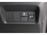 【横滑り防止装置】ドライバーの安全運転をアシストしてくれる装備が充実しています☆ドライバーの不安を安心へと変えてくれますね。