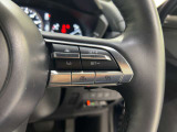 マツダレーダークルーズコントロールは全車速追従機能付ですので快適にお過ごしいただけます。