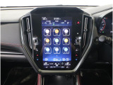 11.6インチの縦型ディスプレイに、ナビゲーション機能をはじめ、エンターテインメント、車両情報、エアコン操作、各種設定などを集約。タブレットのような感覚で、直感的に操作できます。
