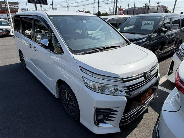 トヨタ ヴォクシー 