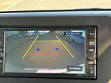 駐車時はナビゲーションでバックカメラを見ることができ、安心して後ろを把握することが出来ます。