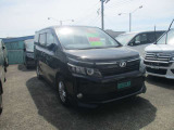 ヴォクシー 2.0 X 4WD 