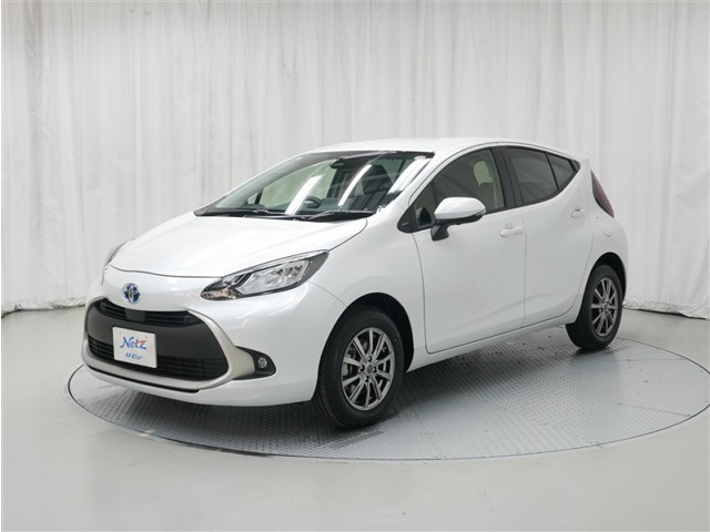 アクア 1.5 G E-Four 4WD 
