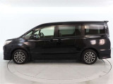 ロングラン保証付き。トヨタのお店で中古車をお買い上げいただいたお客様に安心で快適なカーライフをお約束する。1年間の保証です。