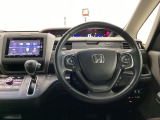 ドライブの必需品。見やすい・使いやすいHonda純正のメモリーナビを搭載しています。