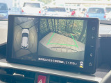 【パノラマモニター】専用のカメラにより、上から見下ろしたような視点で360度クルマの周囲を確認することができます☆死角部分も確認しやすく、狭い場所での切り返しや駐車もスムーズに行えます。