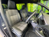 運転席シート廻りは使用感も少なく、良好な状態となっています。丁寧に使われていたことがよくわかりますね。