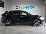 広々とした車内空間に優れた燃費性能。更にデザインも上質で人気のお車です!