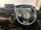 【運転席・助手席】スッキリとしたハンドル周りで使い勝手がいいです★