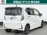 リフレッシュクリーニング「爽・快・車」施工!和歌ル山トヨペットの専門のスタッフが、独自の技術で一台一台丁寧に、内外装の清掃や除菌抗菌。下廻りやエンジンルームなど普段見えないところもキレイに仕上げます!