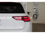 LEDテールランプの為、後続車からの視認性を高めています。