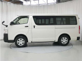 レジアスエース 2.8 DX ロング ディーゼル 4WD 