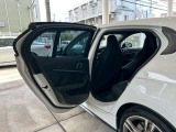 BMW正規ディーラー BMW Premium Selection調布の認定中古車です。厳しい基準をクリアした高品質車両のみ販売。BMW認定中古車保証付き(最長4年・距離無制限)、全国納車対応可能です。