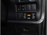 電動のスライドドアで楽々スムース!運転席からも開閉の操作もできます♪キーのスイッチひとつで自動開閉できる便利な機能もついてます♪