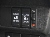 ◆両側電動スライドドア◆狭い駐車場でも乗り降りが楽々♪お子様が隣の車にドアを当ててしまう心配もございません!小さなお子様連れの方もこれで安心。