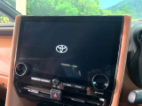 【メーカー純正ナビ】インテリアに溶け込むスタイリッシュな「専用設計」メーカーナビを装備♪視認性や操作性など基本性能にも優れ、より上質なカーライフをお楽しみいただけます。