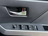 運転席窓操作部