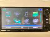 フルセグ/CD/DVD/ミュージックサーバー/Bluetooth接続などの機能を装備★