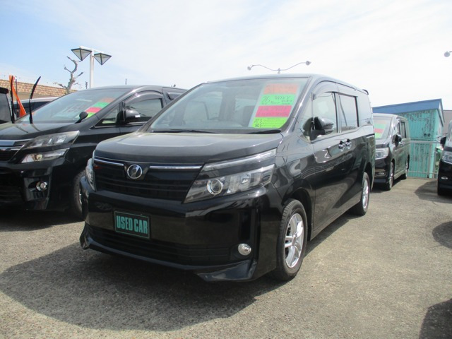 ヴォクシー 2.0 X 4WD 