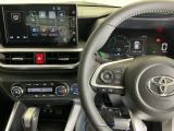 運転席から操作しやすい各種スイッチ