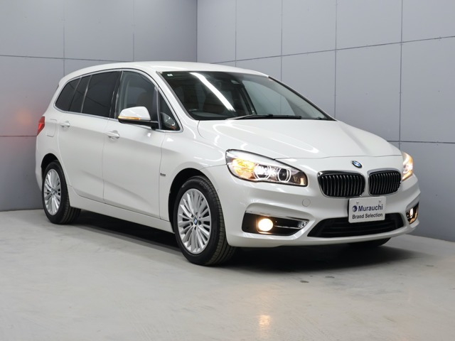 2シリーズグランツアラー 218d ラグジュアリー
