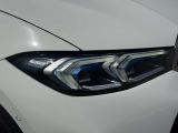 LEDヘッドライト装備です。かなり明るく夜間の視界が開けます。見た目もクールです!