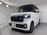 雨の日は中古車は選びにくいですよね。でも当店なら安心です。電話予約を頂ければ屋根下へ移動させて頂きます。雨でもじっくりご検討いただけます。