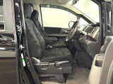 【禁煙表記について】タバコの臭いは感じられませんが、その他車内のニオイに関しては個人の主観となる為、実車確認の際に確認して頂いております。ご了承お願い致します。