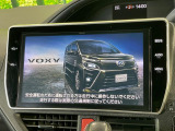 【メーカー純正ナビ】インテリアに溶け込むスタイリッシュな「専用設計」メーカーナビを装備♪視認性や操作性など基本性能にも優れ、より上質なカーライフをお楽しみいただけます。