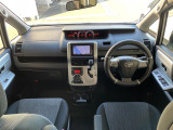 ヴォクシー 2.0 ZS 修復歴無し
