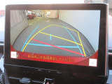 バックガイドモニターで、後方を確認しながら安心して駐車することができます。運転初心者も熟練者も必須の機能ですよ!