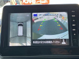 上から丸見えアラウンドビューモニターで車庫入れも安心楽々です!夜間でも綺麗に映ります。